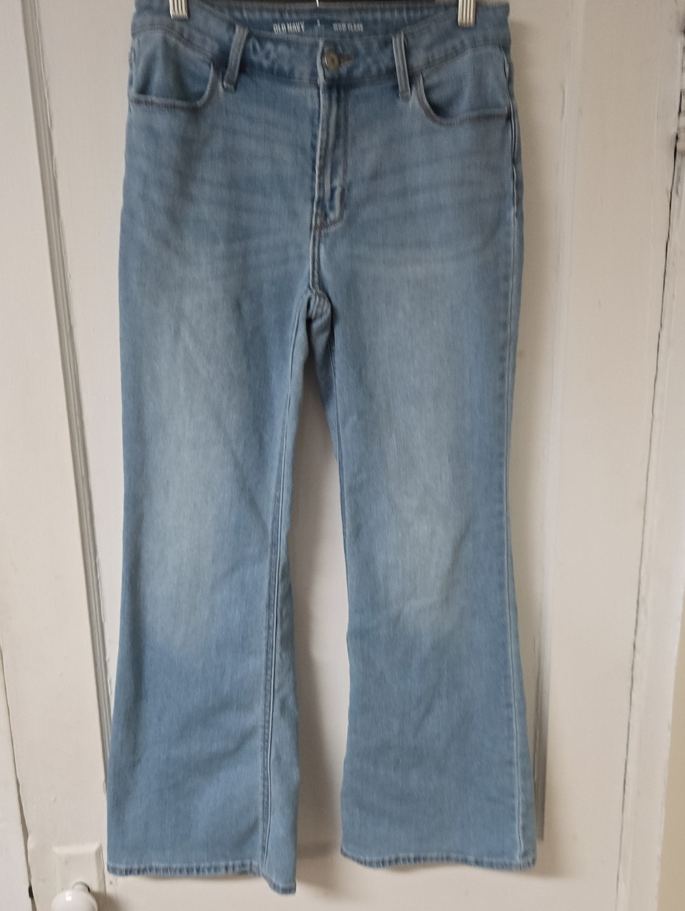 Old Navy High Rise Wow Flare Jeans 6 Petite